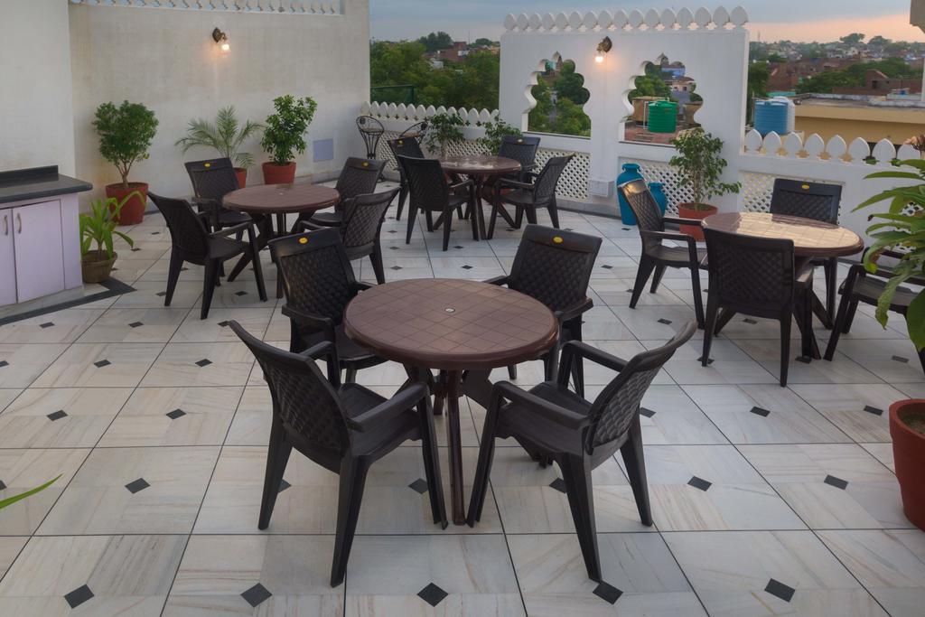 The Coral Court Homestay Agra  Ngoại thất bức ảnh